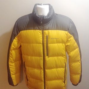 Eddie Bauer puffer jacket - Size M